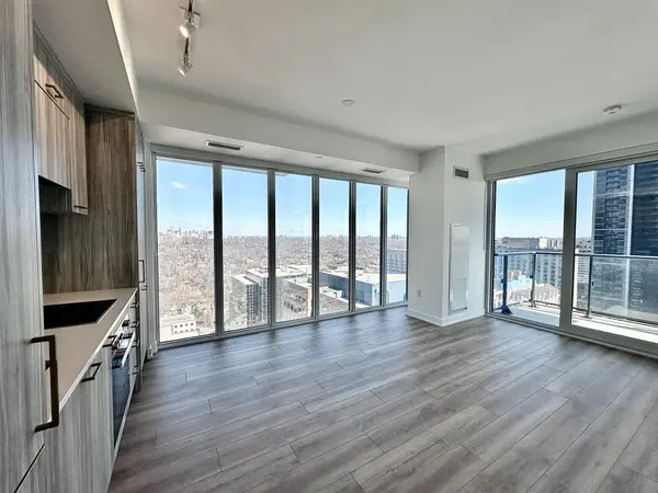 634 Church ST #2805, Toronto C08, ON M4Y 2G3