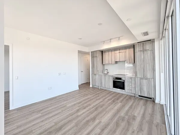 634 Church ST #2805, Toronto C08, ON M4Y 2G3