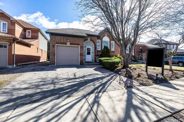 31 Thames DR N, Whitby, ON L1R 2M2