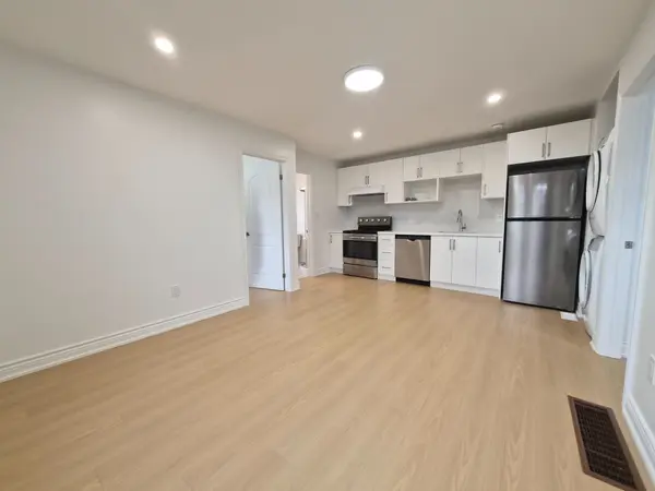 5 Rocking Horse ST #Coach House, Markham, ON L6B 1L6