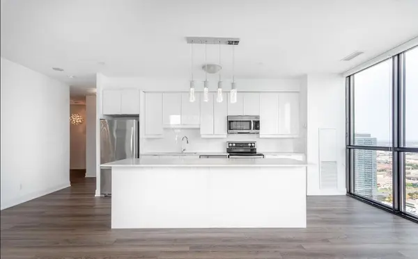 2910 Hwy 7 N/A #3507, Vaughan, ON L4K 0H8