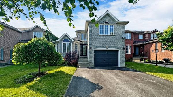 56 Livia Herman WAY N, Barrie, ON L4M 6X1