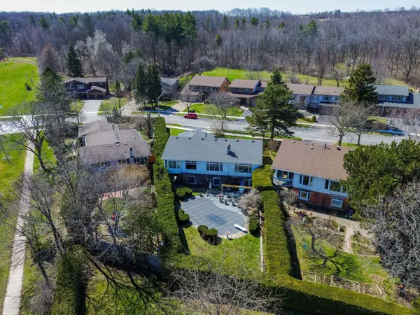 1233 Havendale BLVD, Burlington, ON L7P 3S1