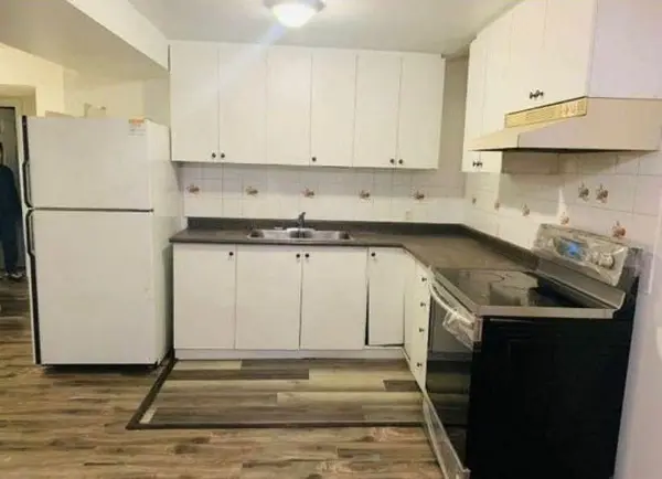 5237 Floral Hill CRES, Mississauga, ON L5V 1V4