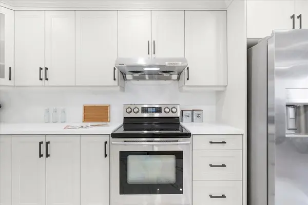 236 Royal Salisbury WAY, Brampton, ON L6V 3H4