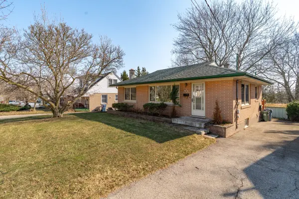 38 Dumbarton ST, Guelph, ON N1E 3T3