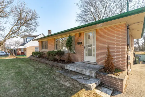 38 Dumbarton ST, Guelph, ON N1E 3T3