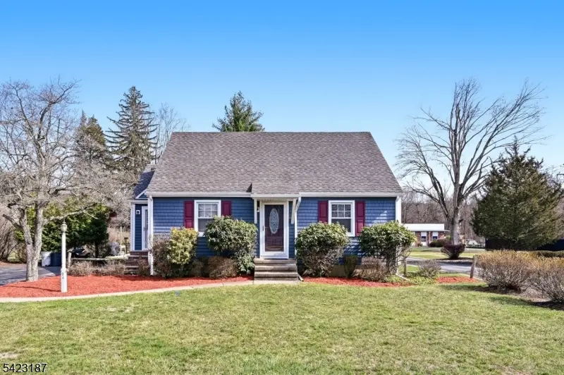 194 Ramapo Valley Rd, Oakland Boro, NJ 07436