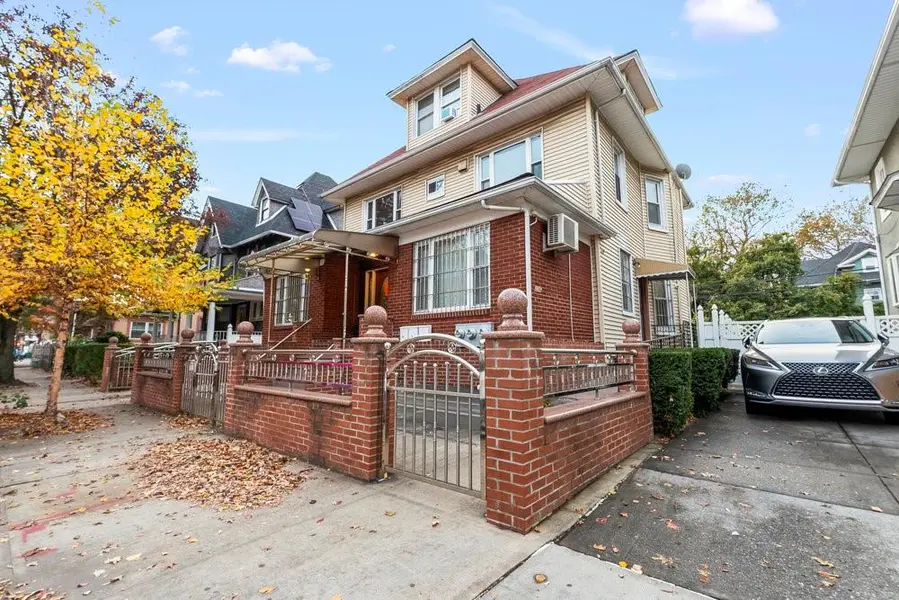 336 East 16th ST, Brooklyn, NY 11226