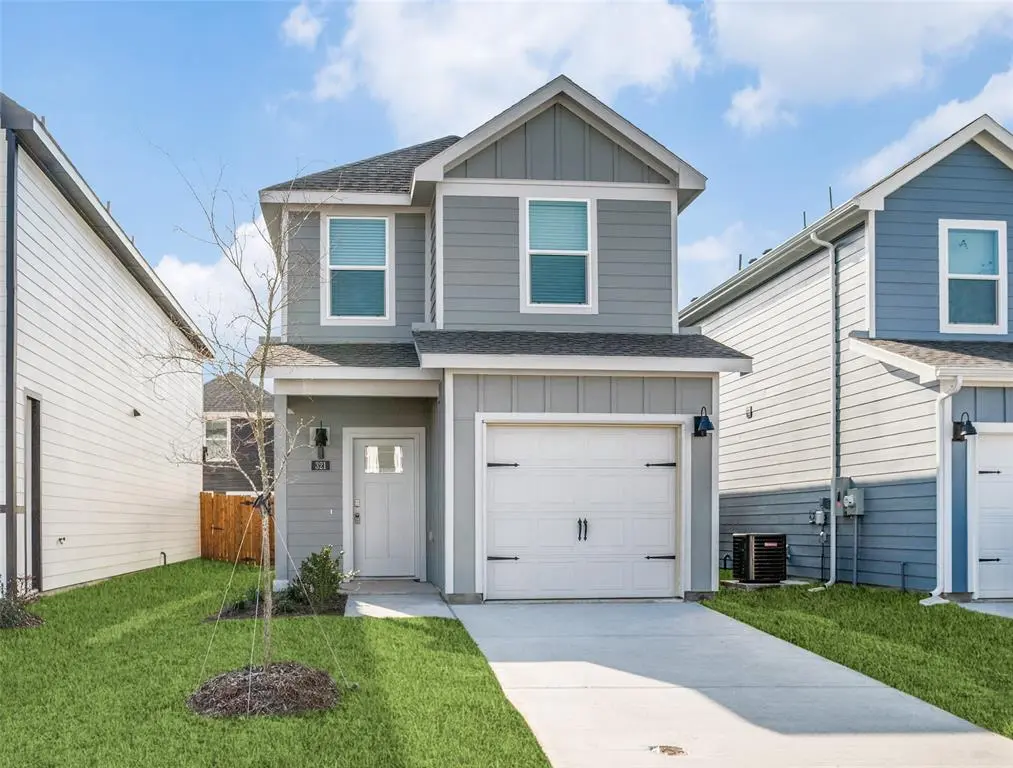 321 Tall Cedar Way, Princeton, TX 75407