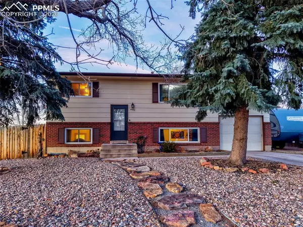 4572 N Crimson CIR, Colorado Springs, CO 80917