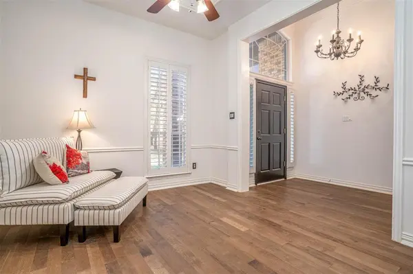 230 River Oaks Drive, Combine, TX 75159