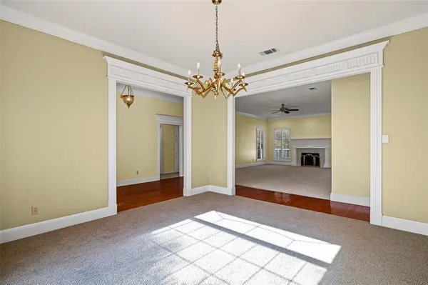 6100 N Waverly Court, Granbury, TX 76049