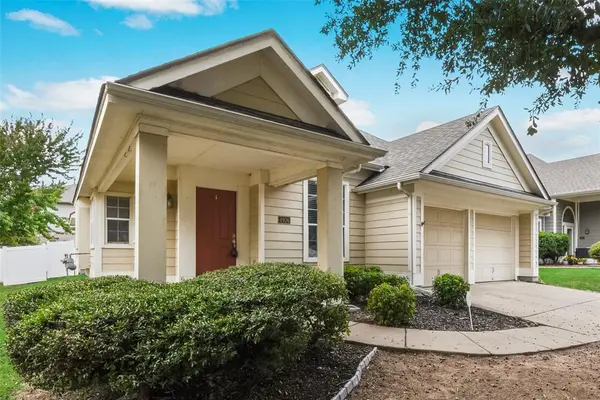 4936 Mccauley Drive, Fort Worth, TX 76244