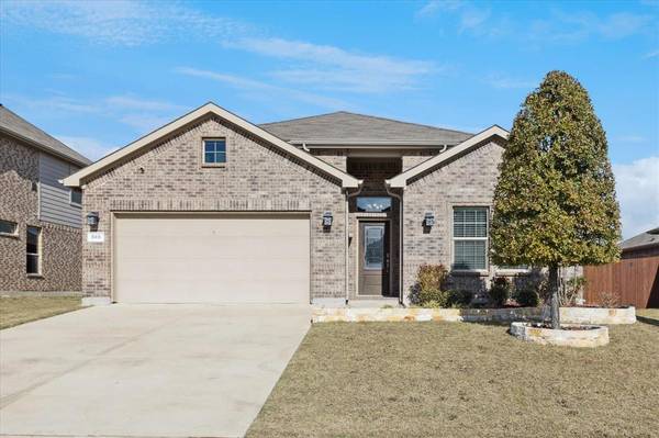 548 Dunster Lane,  Saginaw,  TX 76131