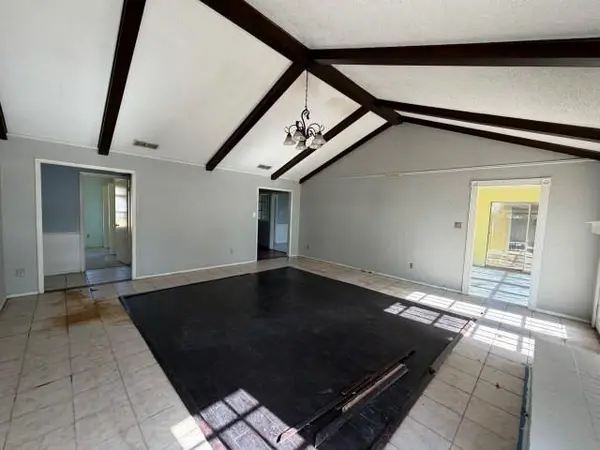 102 Newport Lane, Bullard, TX 75757