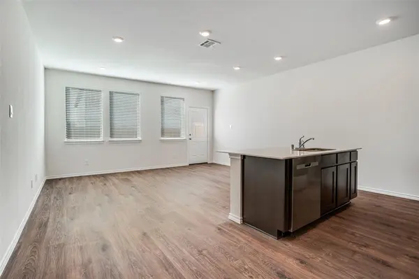 321 Tall Cedar Way, Princeton, TX 75407