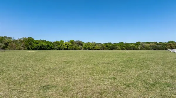 Lot 16 W Hidden Meadow Court, Cresson, TX 76035
