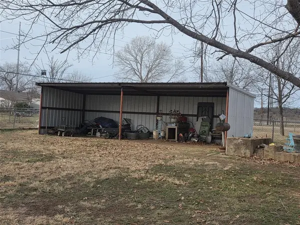 506 Hall Street, Graham, TX 76450