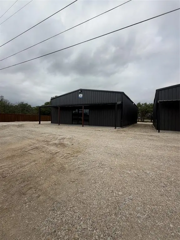 506 N Access Road #101, Clyde, TX 79510