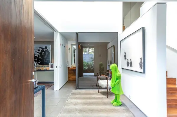 2845 Lee Street, Dallas, TX 75206