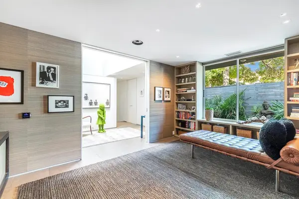 2845 Lee Street, Dallas, TX 75206