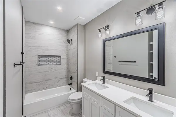 1818 Marfa Avenue, Dallas, TX 75216