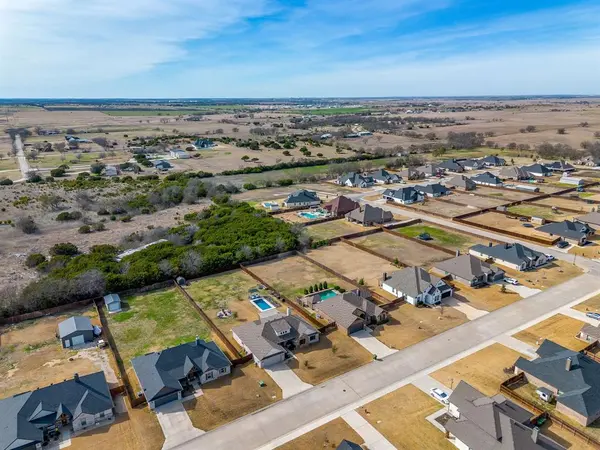 111 TREYS Way, Godley, TX 76044