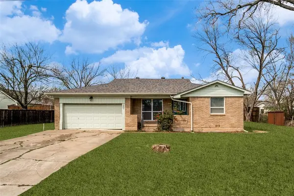 266 W Fulton Street, Van Alstyne, TX 75495