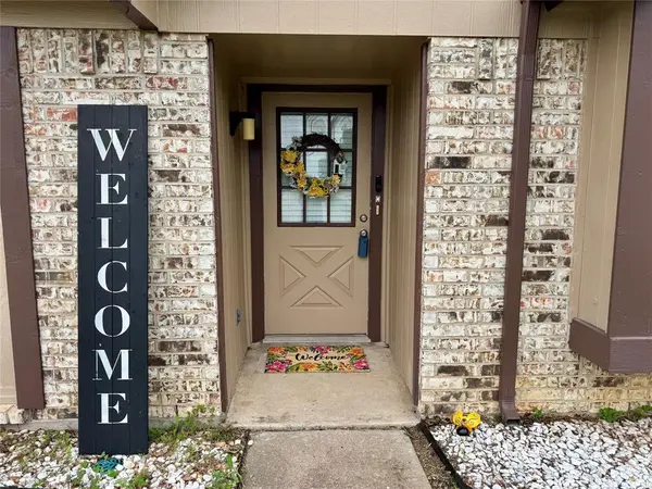 5665 Whitley Road, Haltom City, TX 76148