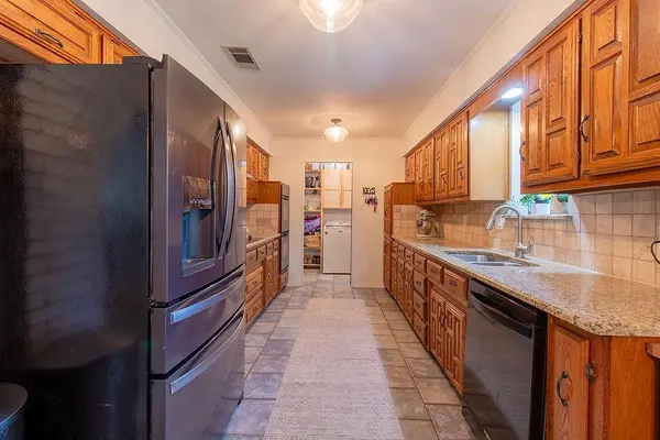 470 Lanier Road, Combine, TX 75159