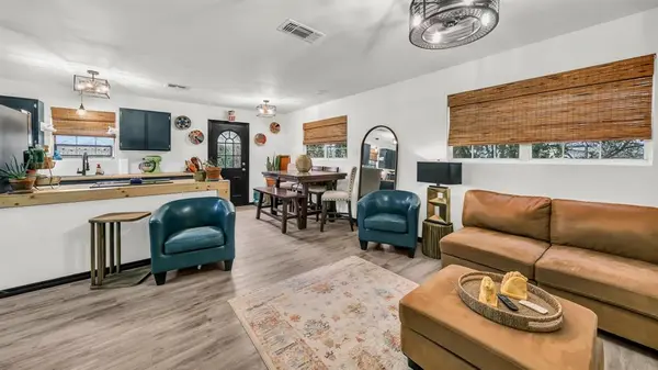 344 Hillcroft Drive, Weatherford, TX 76087