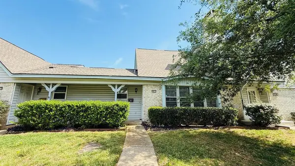 4812 Rollingwood Court, Garland, TX 75043