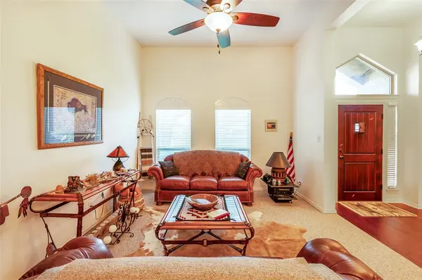 7517 Silver Lake Drive, Rowlett, TX 75089