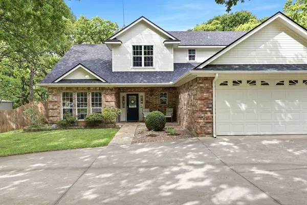 128 Southwinds Drive, Weatherford, TX 76087