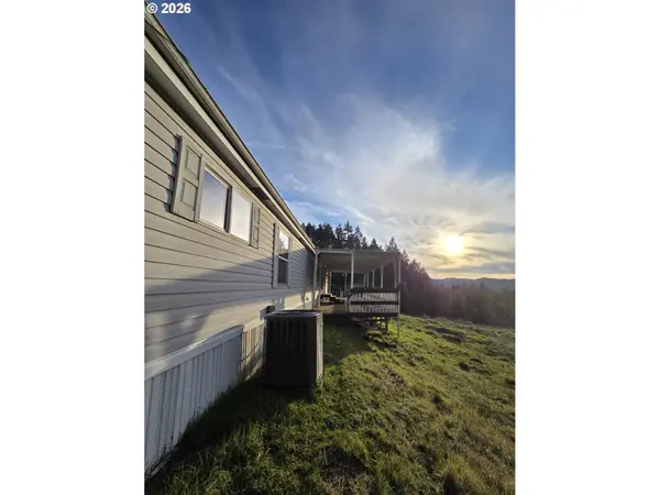 781 PINE RIDGE DR, Glide, OR 97443