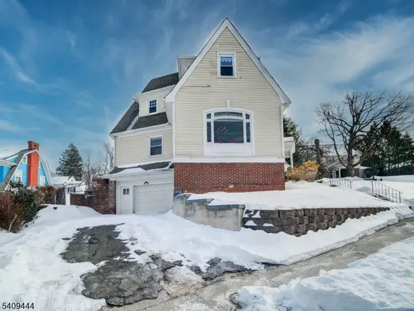 5 Park Rd, Paterson City, NJ 07514