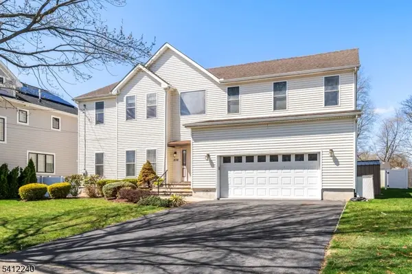 238 Park Ave, Teaneck Twp., NJ 07666