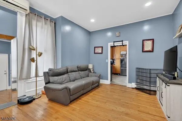 408 E Union Ave, Bound Brook Boro, NJ 08805