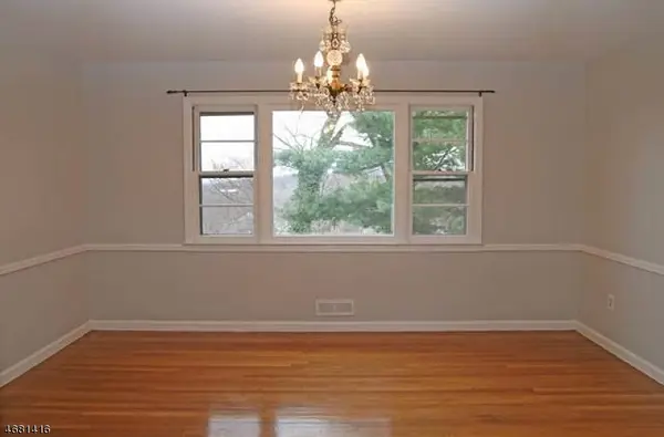 11 Argyle Ct, Summit City, NJ 07901