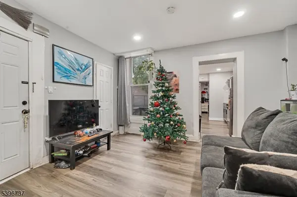 14 Crown St, Bloomfield Twp., NJ 07003