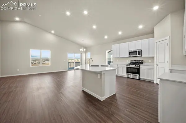 598 Old Grotto DR, Monument, CO 80132