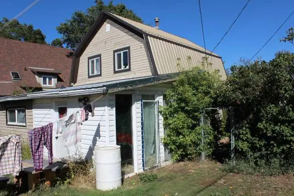 309 Centre ST N, Bow Island, AB T0K0G0