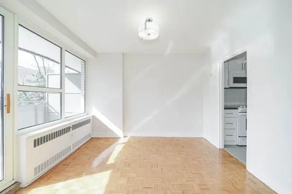 10 Shallmar BLVD #509, Toronto C04, ON M5N 1J4