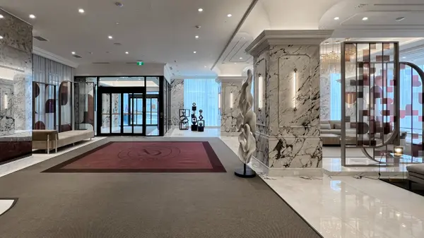 10 Inn on The Park DR #212, Toronto C13, ON M3C 0P9