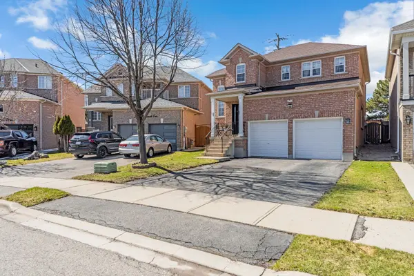 22 Mistycreek CRES, Brampton, ON L7A 3E8