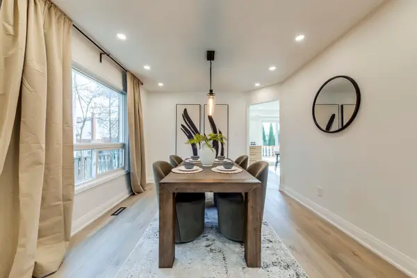 3184 Renton RD, Burlington, ON L7M 2W8