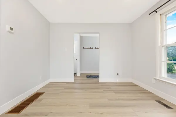 5 Garside CRES, Brampton, ON L6S 1H5