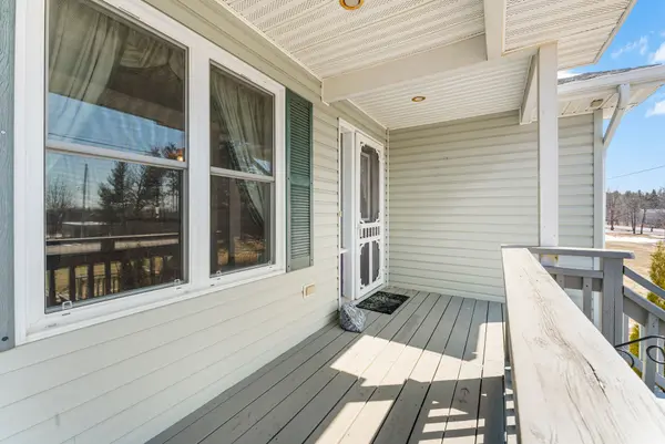 1918 Rosedale RD N, Montague, ON K7A 4S6