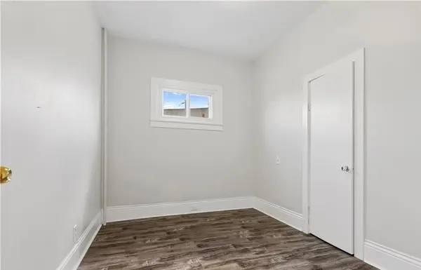 235 Hamilton RD, London East, ON N5Z 1P9